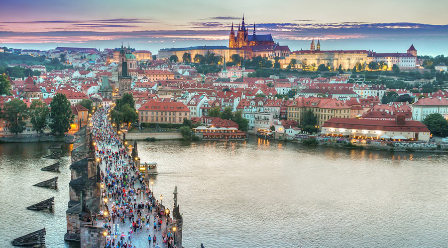 Praga na weekend: Odkryj magiczną architekturę i zabytki w 2 dni