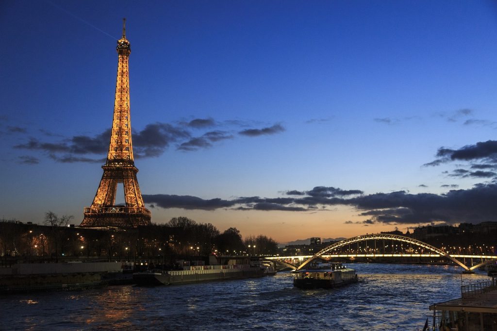 gdzie pojechać na weekend - Paryż